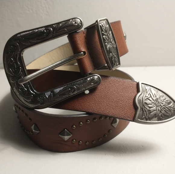 Western Style Studded Belt_ 15/32" Wide, 15" Length, 5 Holes - Picture 9 of 15